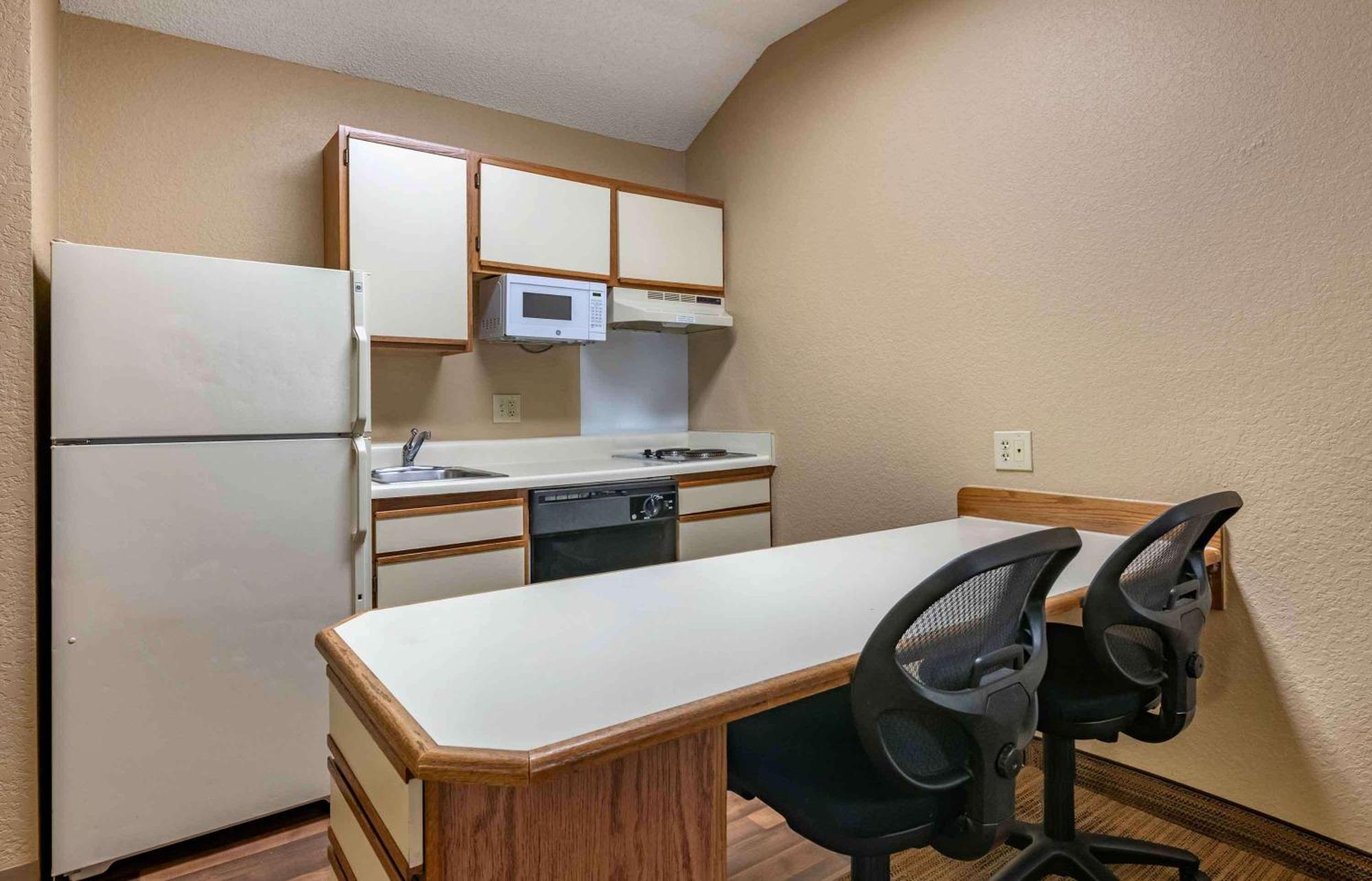 Extended Stay America Suites - Dallas - Plano Parkway Экстерьер фото