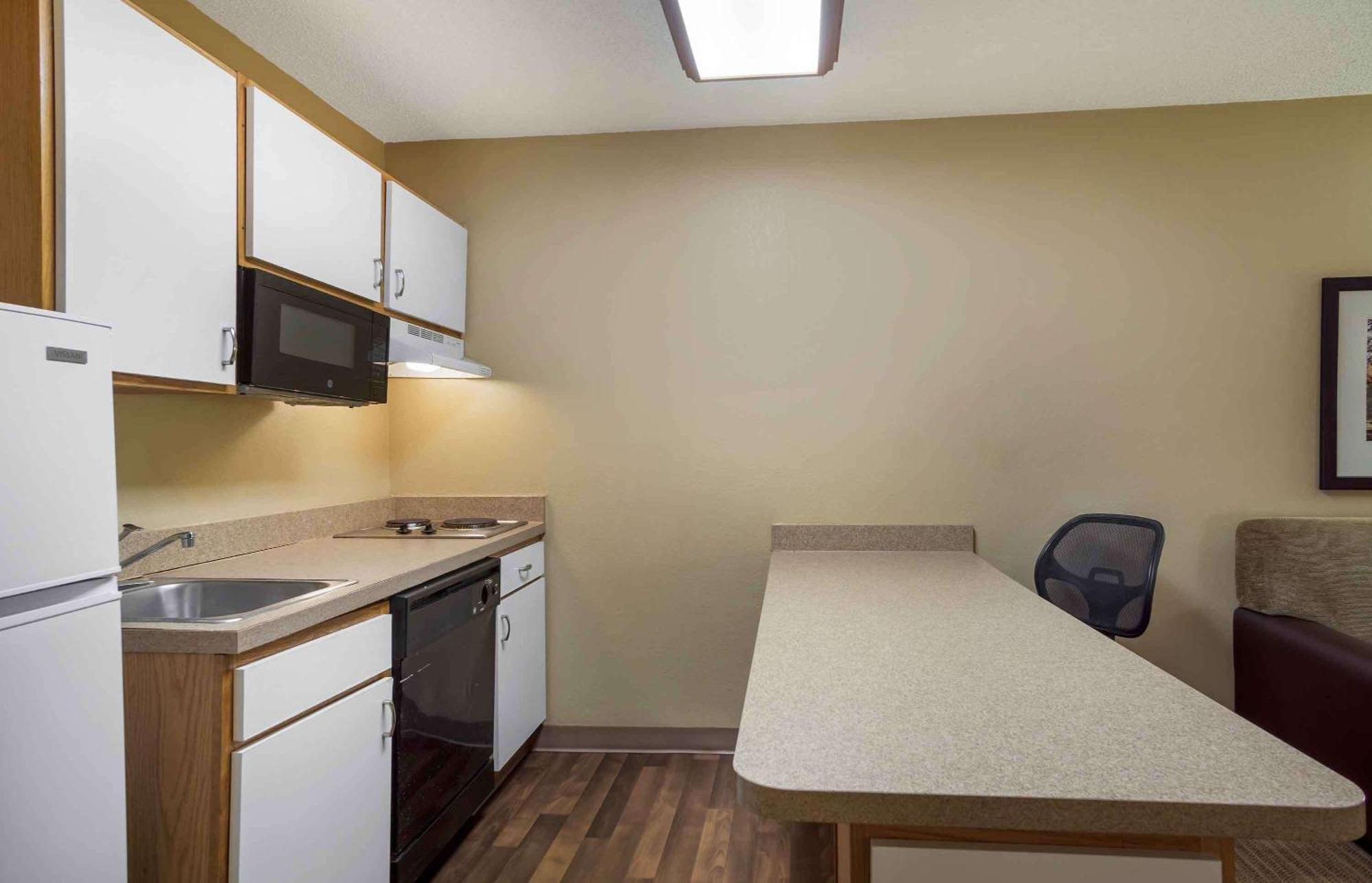 Extended Stay America Suites - Dallas - Plano Parkway Экстерьер фото